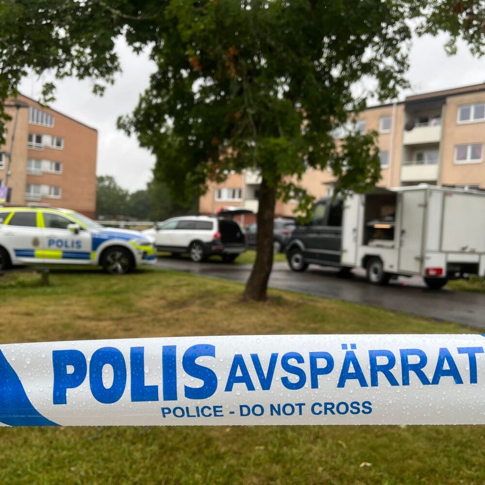 En Allvarligt Skadad Efter Skottlossning – ETUNAWEBBEN.SE